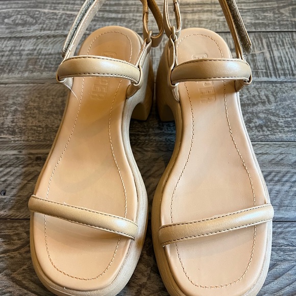 Camper Thelma Tan Sandals with Chunky Heel and Ankle Strap brown sz 37 - Picture 3 of 11